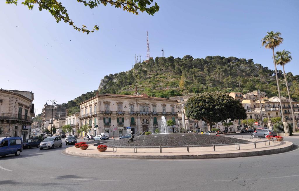 Vacanze Romantiche A Modica Zimmer foto
